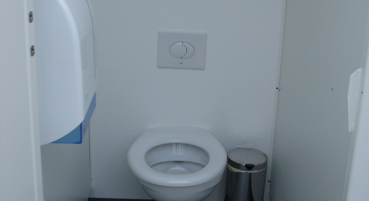 2600A toilet unit